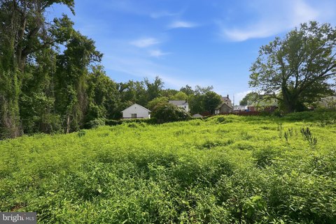 Land, TAKOMA PARK, MD