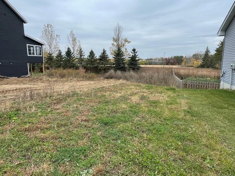 Residential Cul-de-Sac Lot