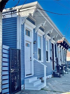 Renovated New Orleans Duplex