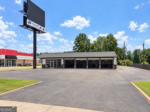 Automotive Service Facility