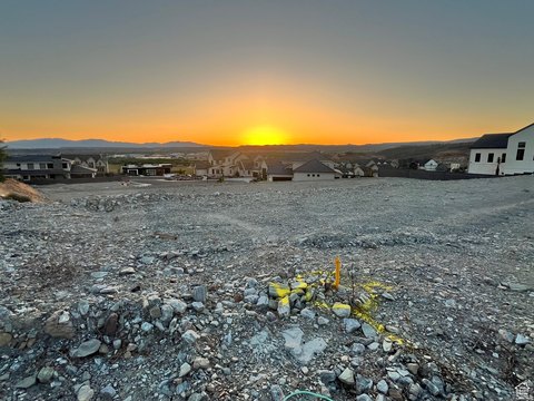LAND - Washington, UT