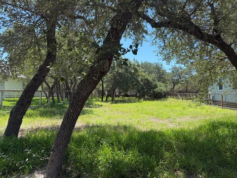 LAND - ROCKPORT, TX