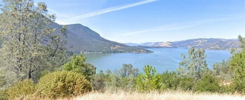 Residential Lot with Lake View