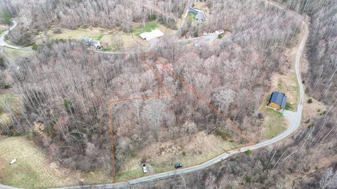 Residential Building Lot in Private Subdivision