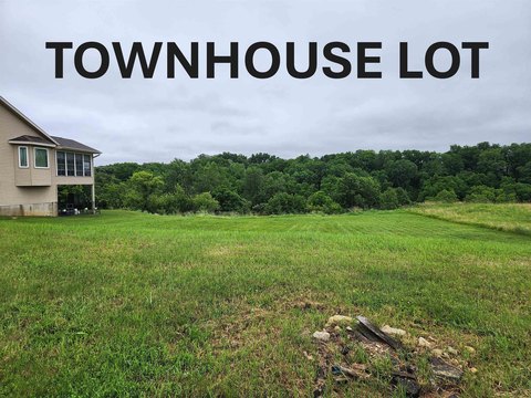 LAND - Dubuque, IA