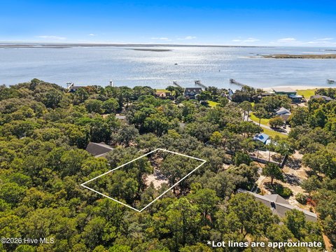 Land, Southport, NC