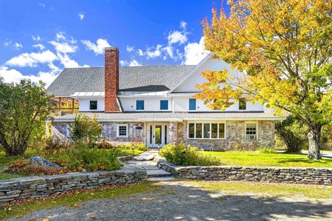 8-Bedroom Short-Term Rental Estate