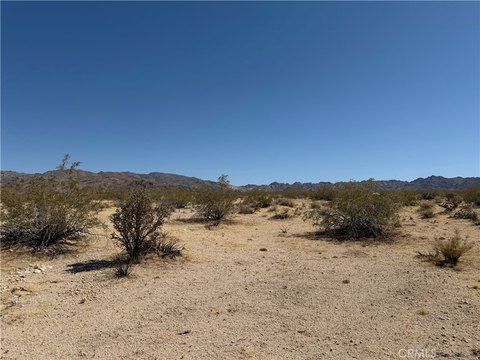 Expansive 5-Acre Desert Property