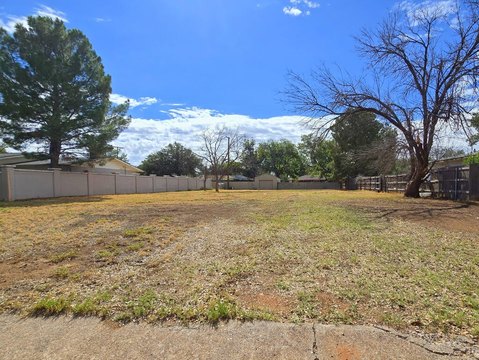 Land, Midland, TX
