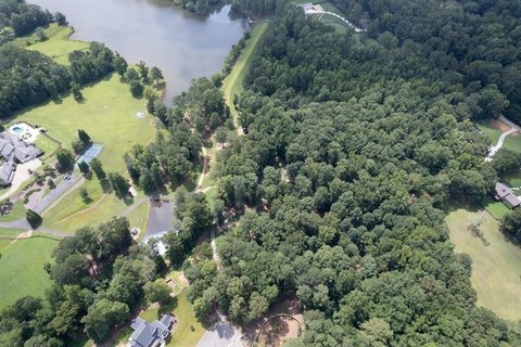 Rare Lakefront Estate Homesite