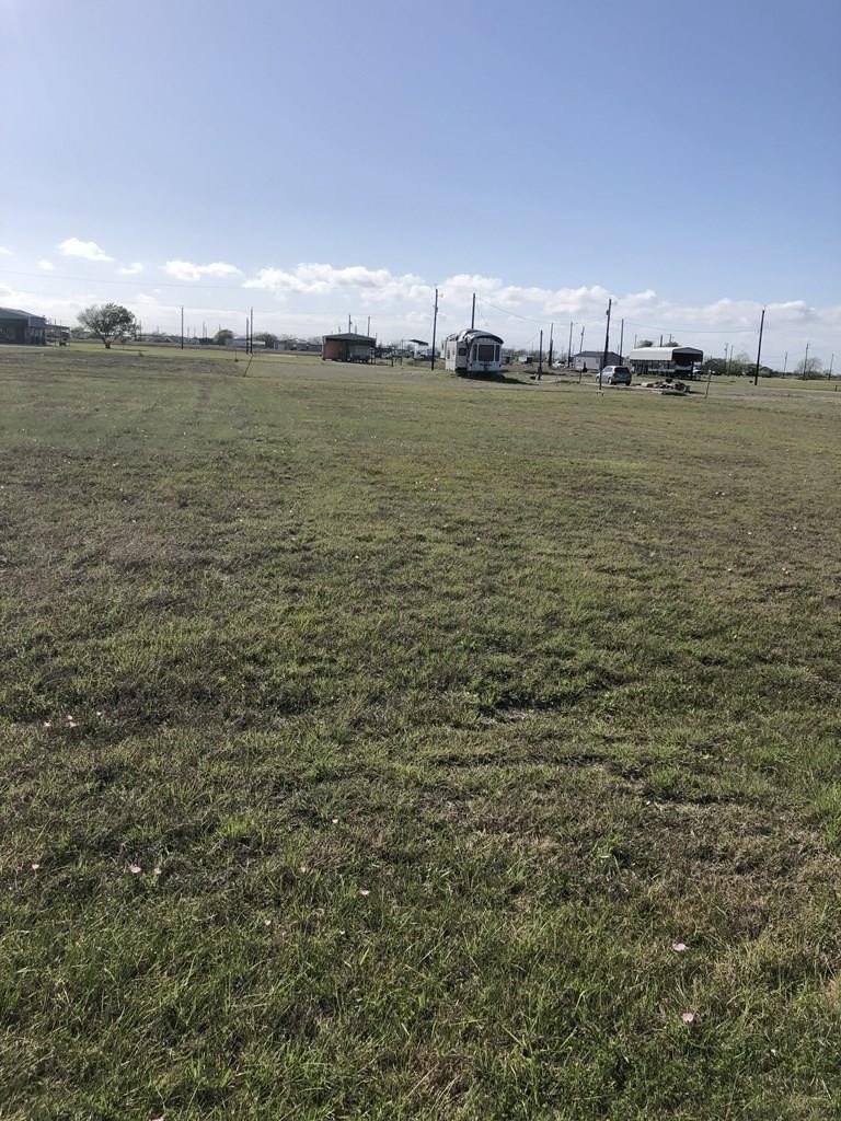 Palacios, TX Quarter Acre Lot