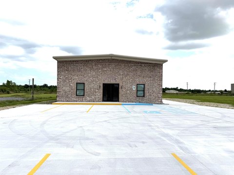 New Commercial Building in Gray