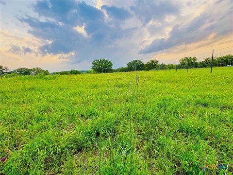 One Acre Lot in Gatesville