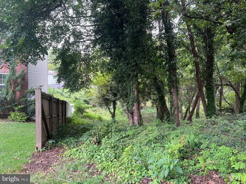 Land, CAPITOL HEIGHTS, MD