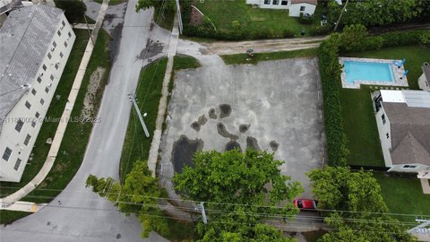 Miami Springs Corner Lot
