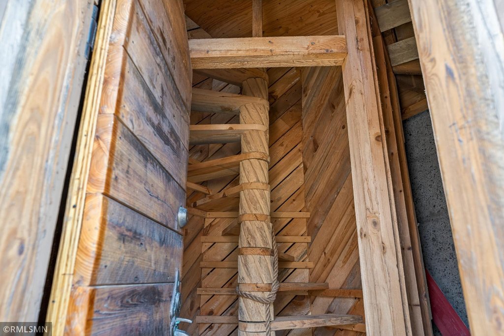 Picture 16
