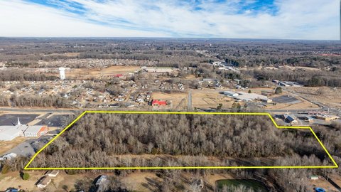 Commercial Land in Cabot, AR