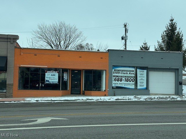 Retail Property in Parma, Ohio