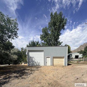 Land with Shop and RV Hookups