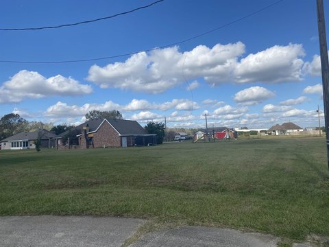 Residential Land in Plattenville, LA