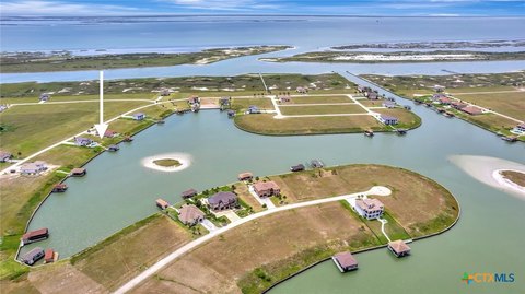 Land, Port O'Connor, TX