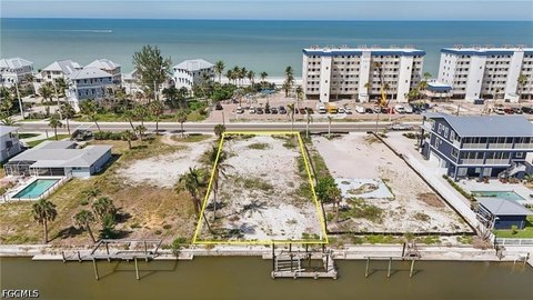 Land, Fort Myers Beach, FL