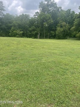 LAND - Maryville, TN