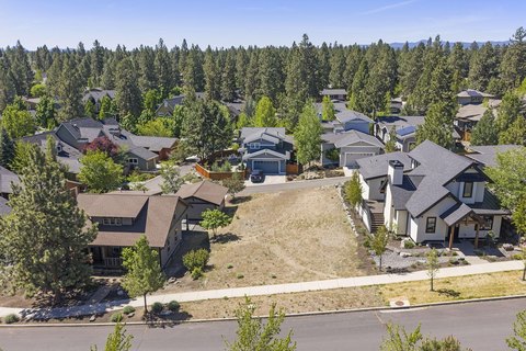 LAND - Bend, OR