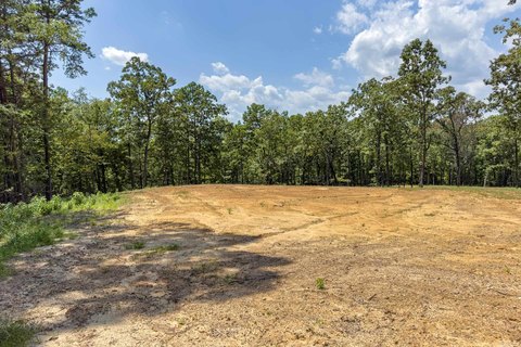 LAND - De Queen, AR