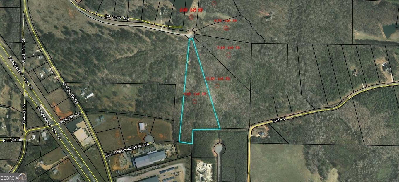 Residential Land in Lake Community