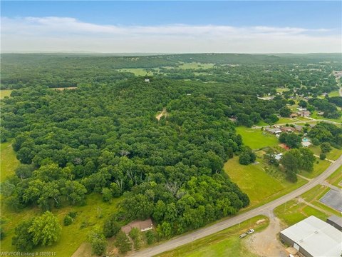 LAND - Muldrow, OK