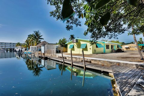Waterfront Duplex with Building Rights