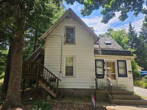 East Dundee Multifamily Investment Opportunity