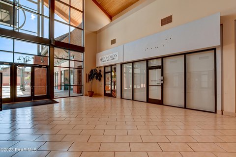 Retail Space in Pine Ridge