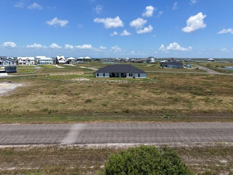 LAND - ROCKPORT, TX