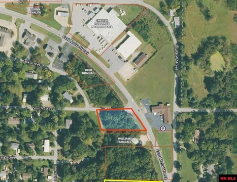 Commercial Land on Highway 62