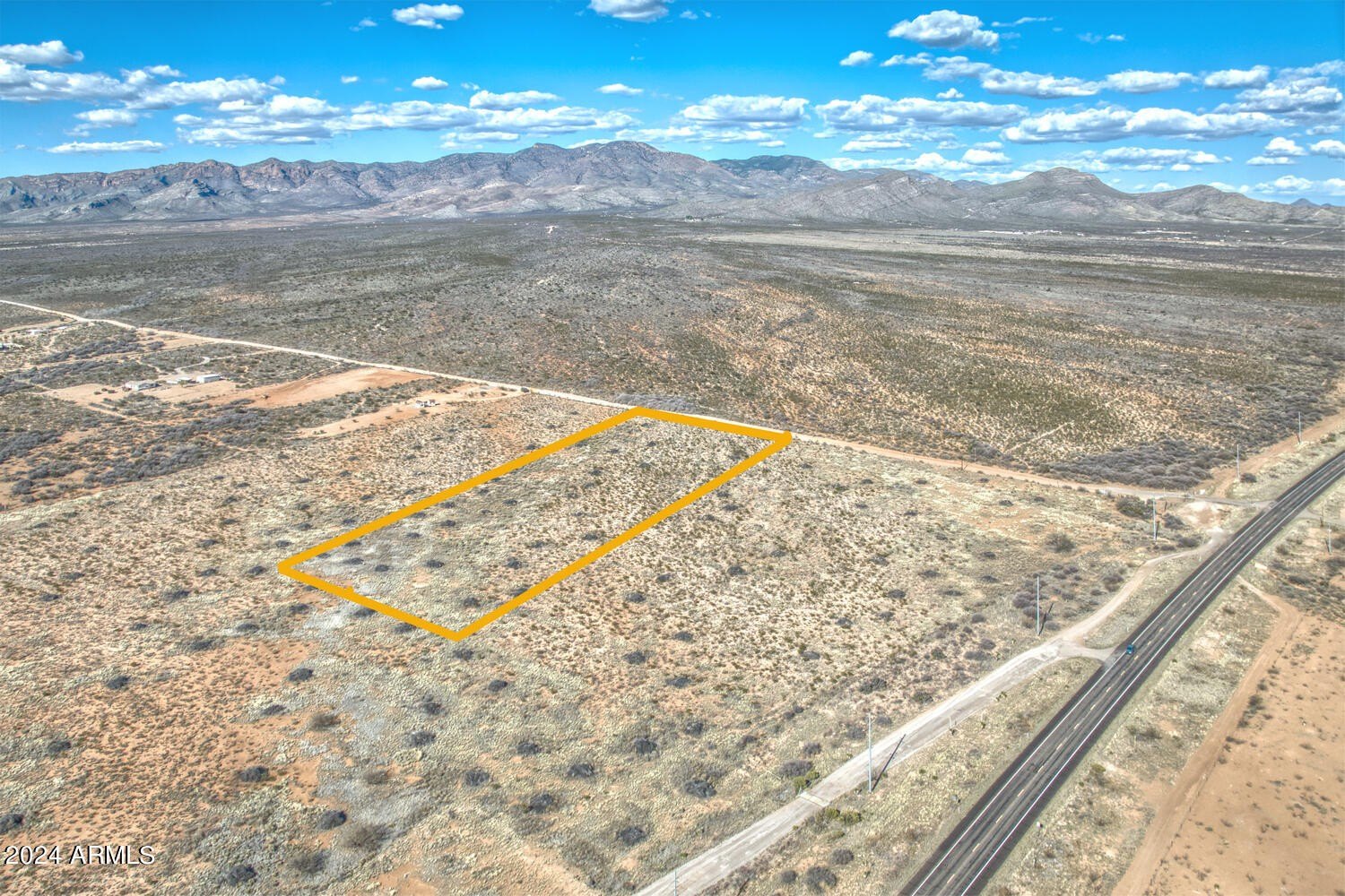 Bisbee Land with Mountain Views