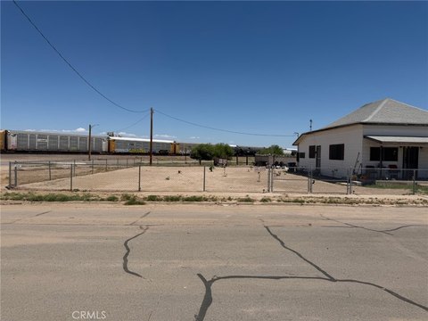 Land, Needles, CA