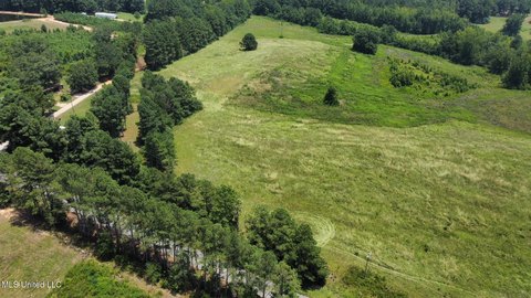 LAND - Philadelphia, MS