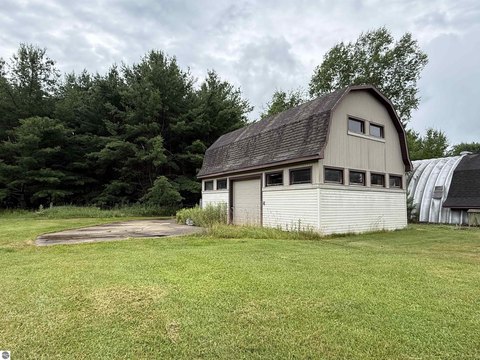 LAND - Turner, MI