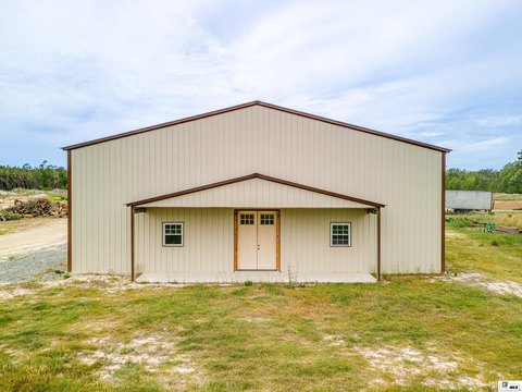 Steel Warehouse with Covered Storage