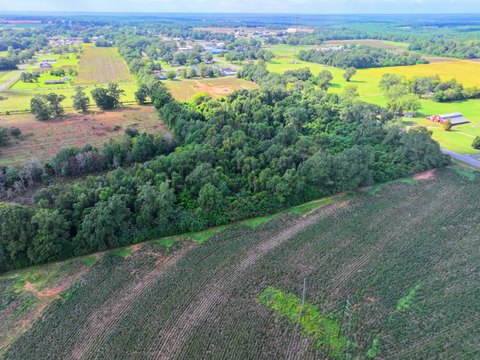 Land in Jay, Florida