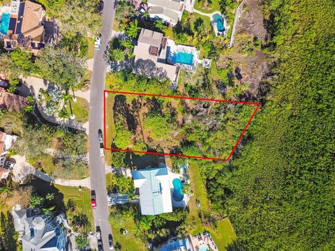 Vacant Lot in Crystal Beach