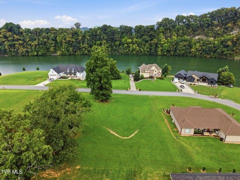 LAND - Piney Flats, TN
