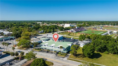COMMERCIAL - Vero Beach, FL