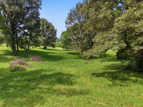 LAND - Calvert City, KY