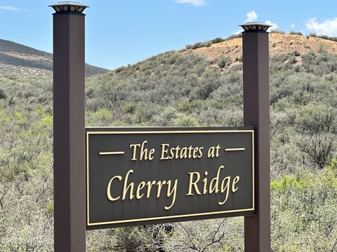 Land in Dewey-Humboldt, Arizona