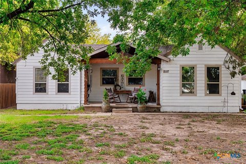 Versatile Webberville Property For Sale