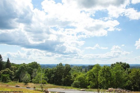 LAND - Morgantown, WV