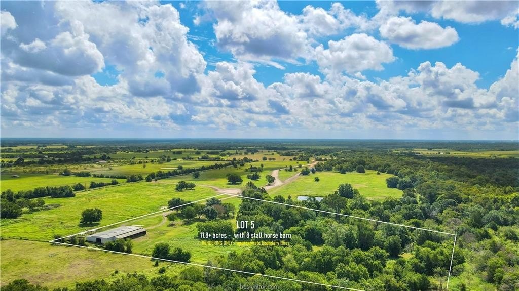Franklin, TX Land with Barn